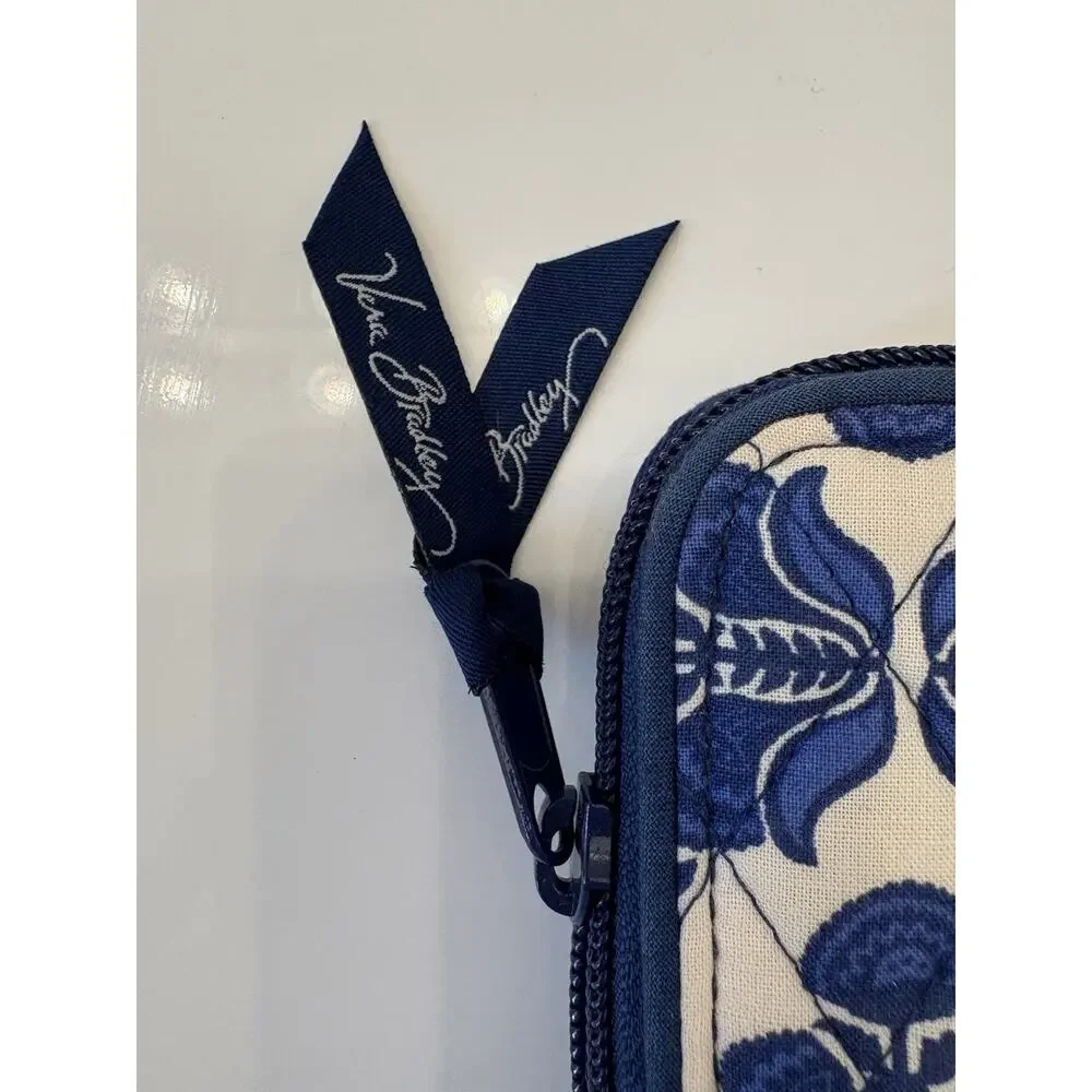 Vera Bradley Wallet Zipper Cobalt Blue Tile 8x5 Credit Card/ ID Slots